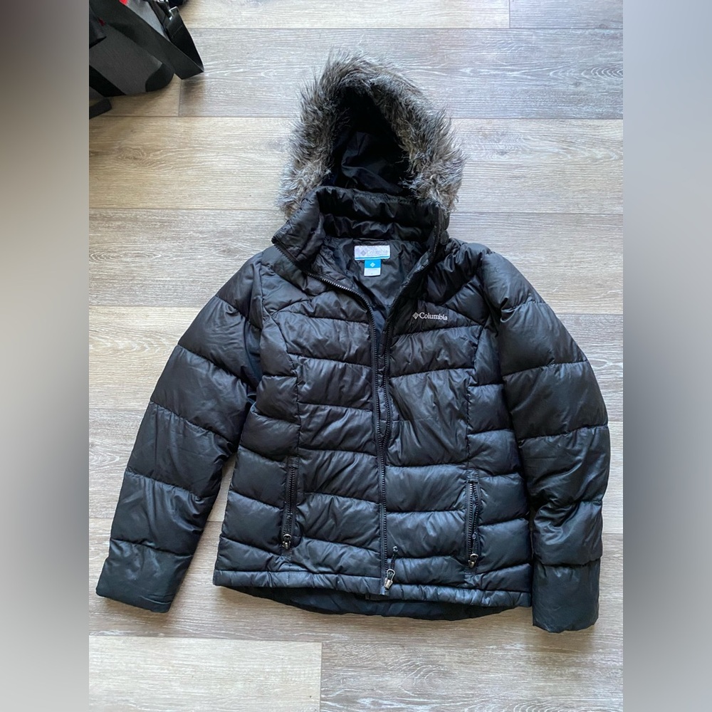 Columbia Women’s Black Down Jacket with Fur Hood